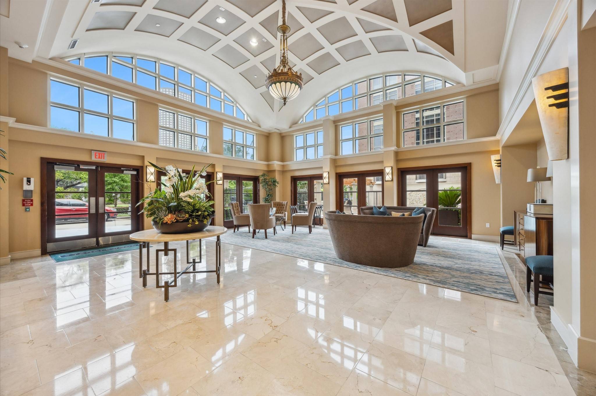 1616 Fountain View DR #209, Houston, TX 77057
