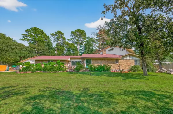 701 Saint Lawrence River RD, Conroe, TX 77316