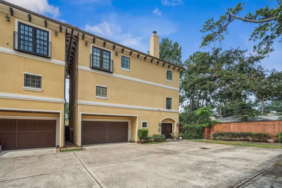 1302 Antoine DR #C, Houston, TX 77055