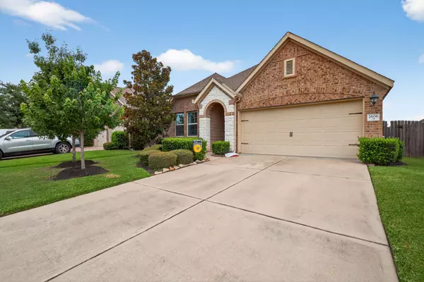 2606 Ivy Wood LN, Conroe, TX 77385