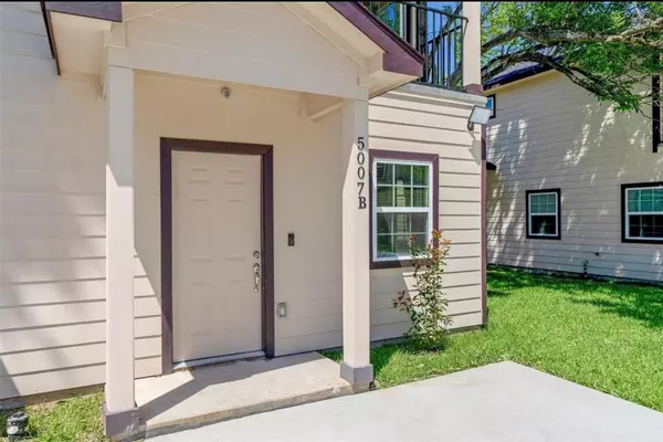 Houston, TX 77033,5007 Mallow ST #B