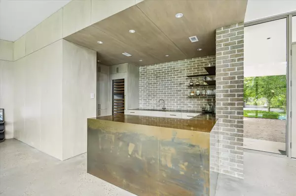 Houston, TX 77019,9 Pinehill LN