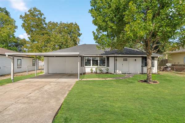 719 E 40th 1/2 ST, Houston, TX 77022