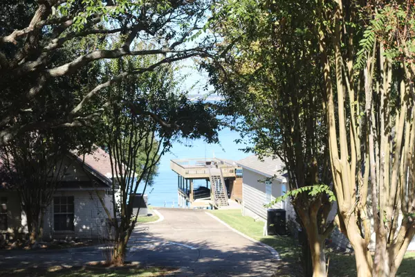 TBD Lake Oaks BLVD, Coldspring, TX 77331