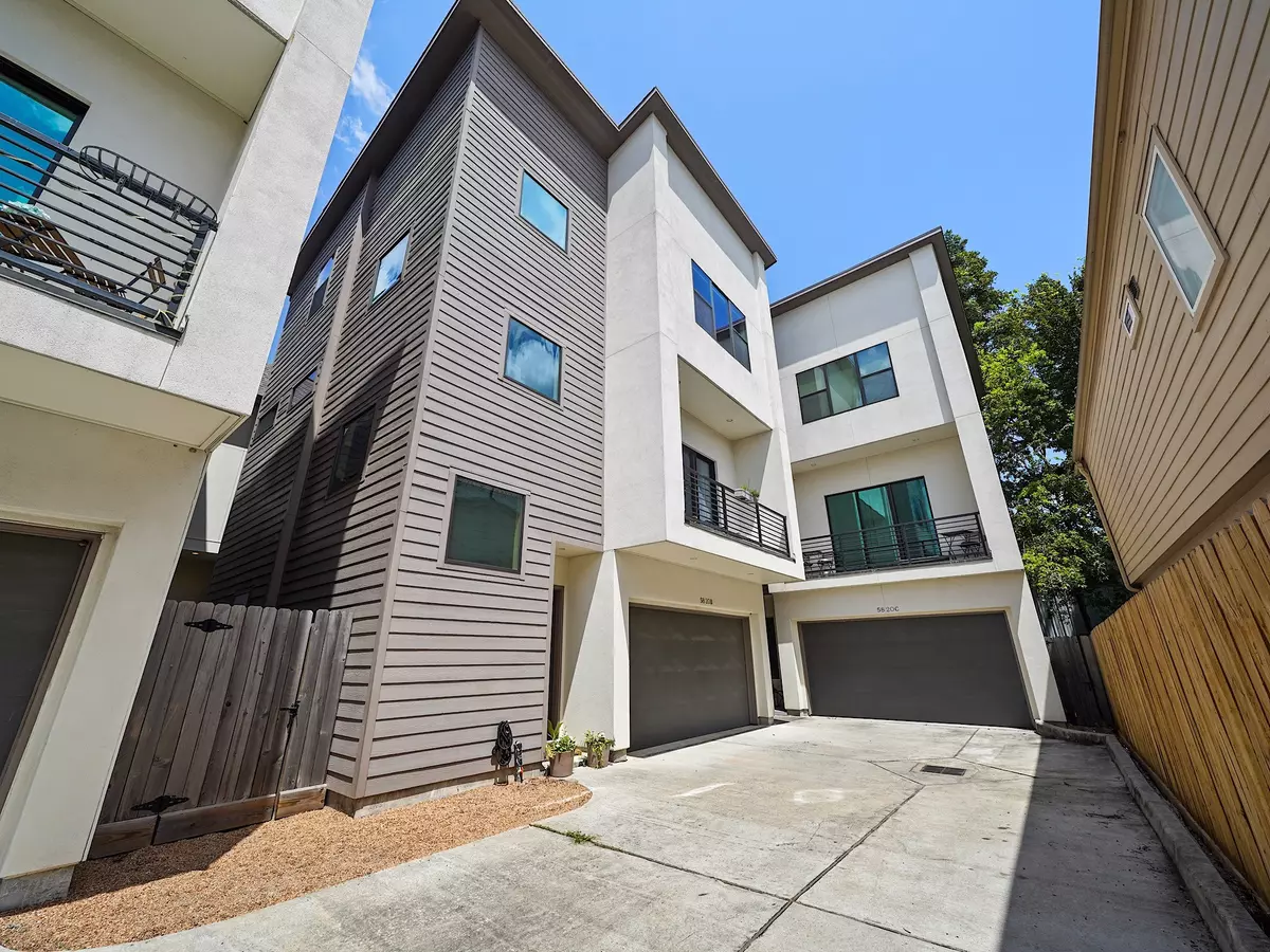 Houston, TX 77007,5820 Petty ST #B