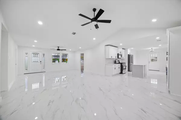 Houston, TX 77396,6415 Upshaw DR