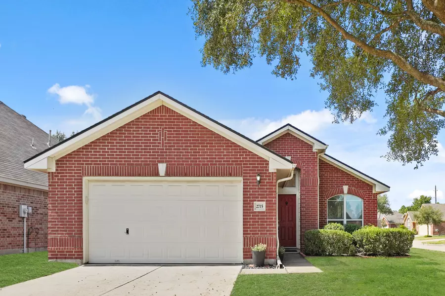 2715 Silk Tree LN, Katy, TX 77449