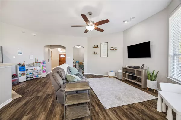 League City, TX 77573,1015 Red River ST