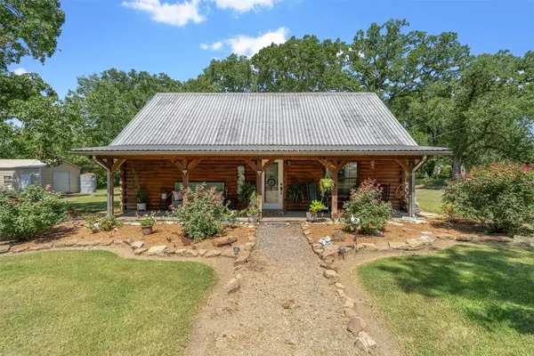 88 Julia Justice RD,  Huntsville,  TX 77320