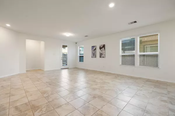 Houston, TX 77084,16630 Live Oak Canyon Dr