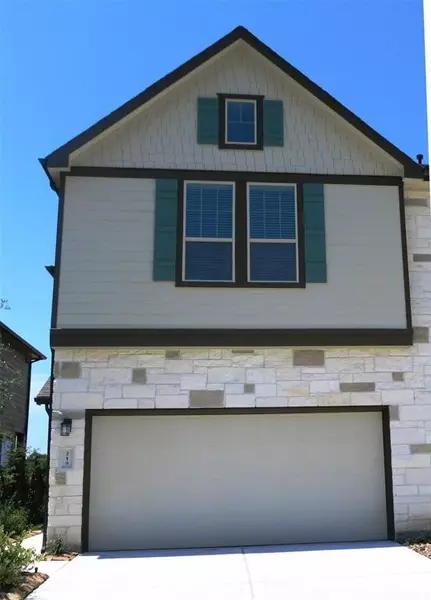 219 Biltmore LOOP, Montgomery, TX 77316