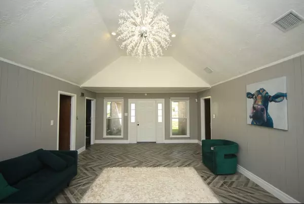 Porter, TX 77365,19984 Live Oak Estates DR