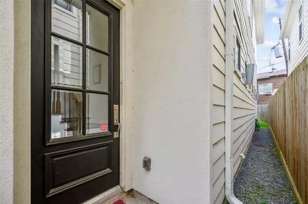 Houston, TX 77007,4409 Schuler ST #B