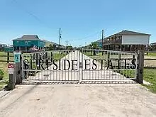 925 Surfside DR,  Crystal Beach,  TX 77650