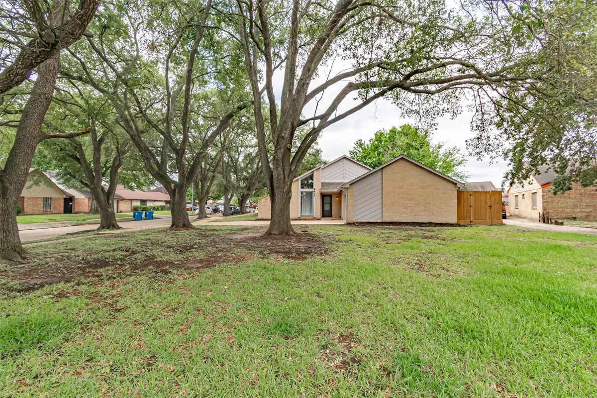 Houston, TX 77088,8603 Parkhill Forest DR