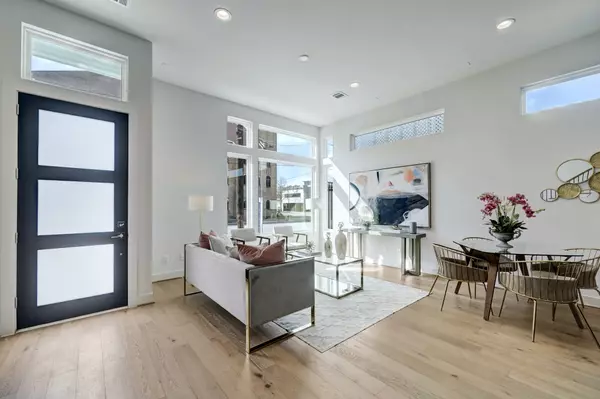 Houston, TX 77003,2414 Gray ST