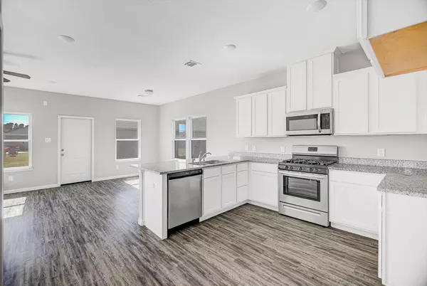 Cleveland, TX 77327,1093 Road 5102