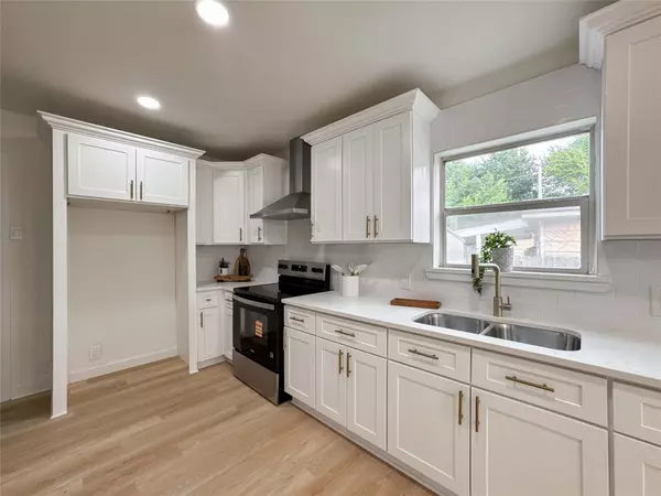 Pasadena, TX 77502,1105 Linwood CIR