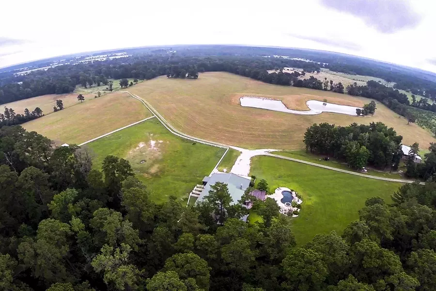 349 B Lee Road RD, Groveton, TX 75845