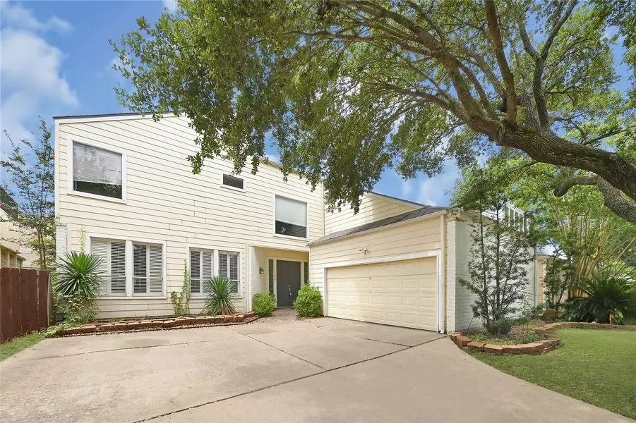 14323 Briarhills Pkwy, Houston, TX 77077