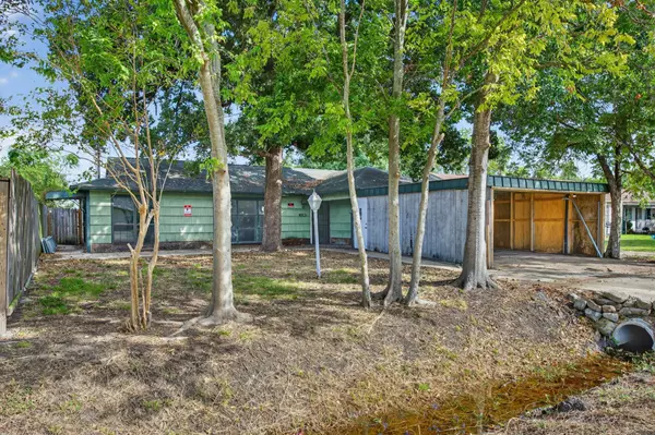 9022 Beverlyhill ST, Houston, TX 77063