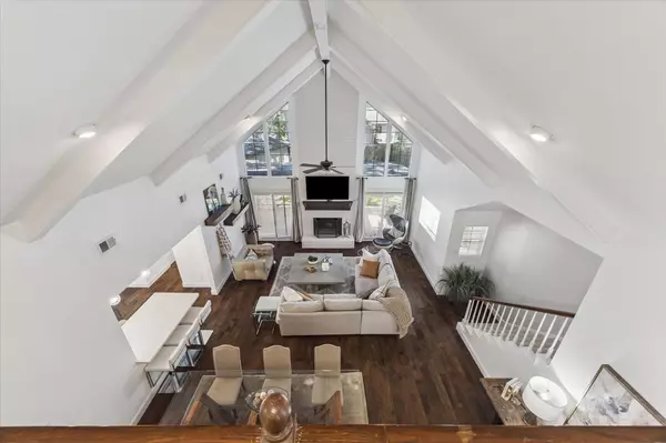 Sugar Land, TX 77478,831 Merrick DR