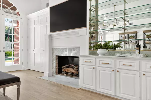 Hunters Creek Village, TX 77024,10811 Briar Branch LN