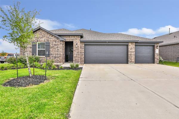 1012 Llano TRL, Dayton, TX 77535