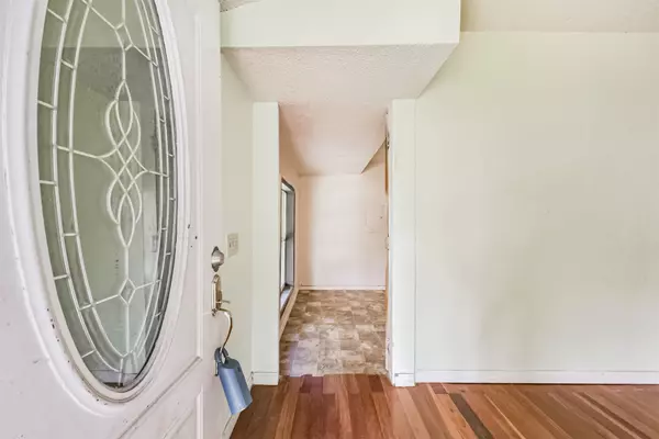 Baytown, TX 77520,900 N 8th ST