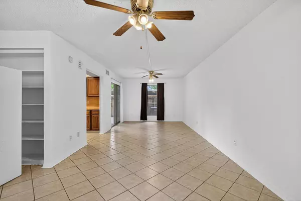 Houston, TX 77036,9204 Westwood Village DR #2