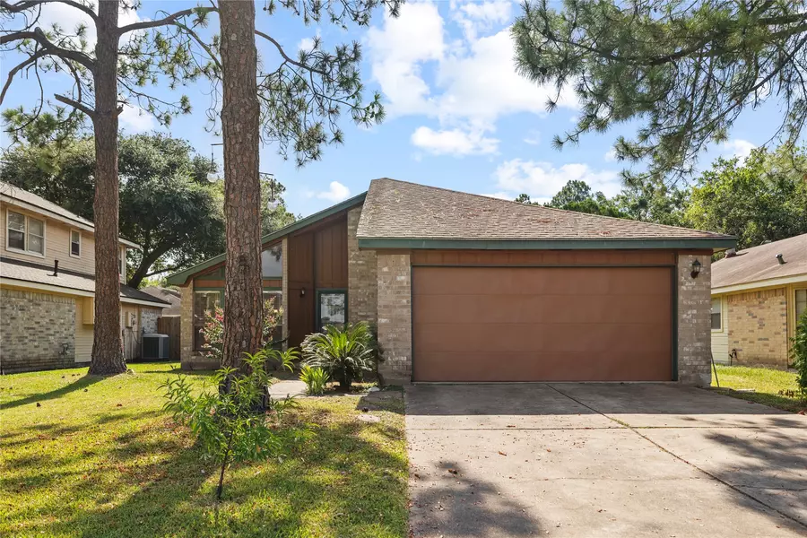 8118 Vista Del Sol DR, Houston, TX 77083
