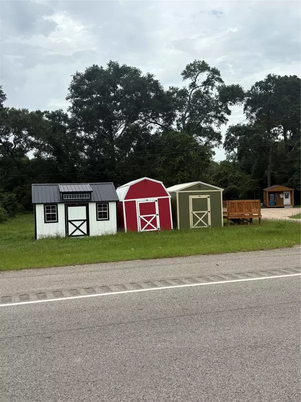 Plantersville, TX 77363,15508 Highway 105 E