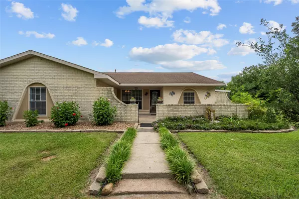 Santa Fe, TX 77510,13726 Bunde RD
