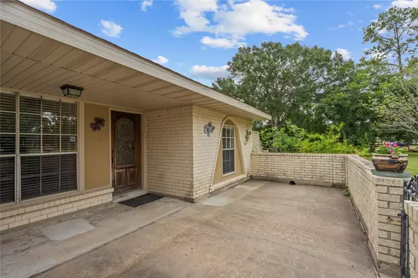 Santa Fe, TX 77510,13726 Bunde RD