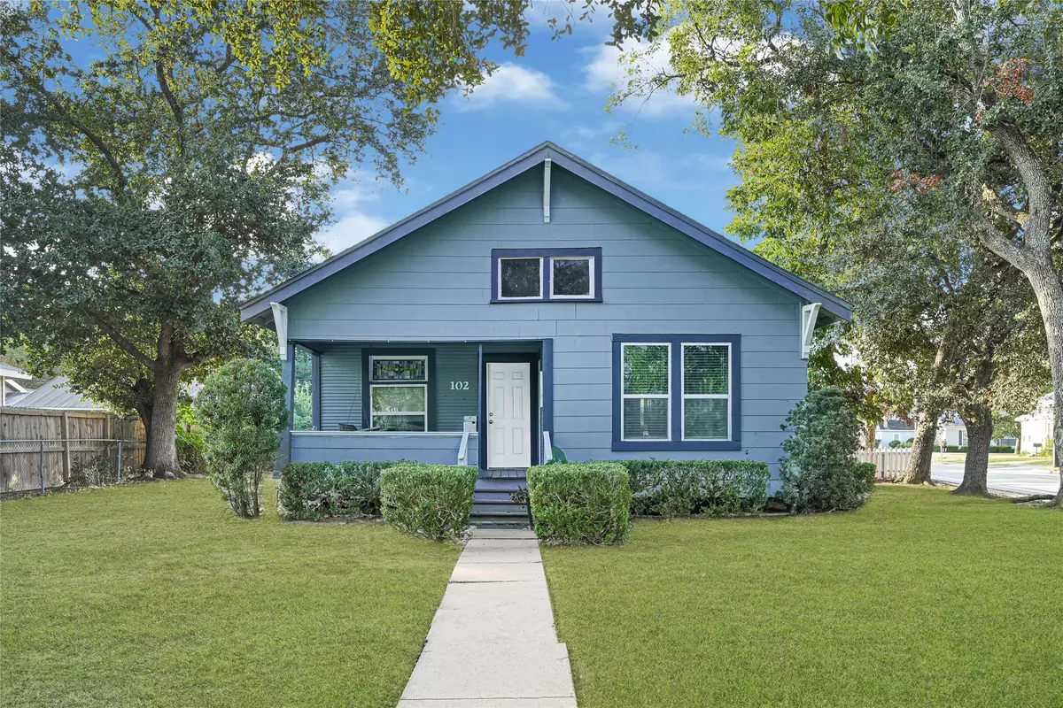 Sugar Land, TX 77498,102 4th ST