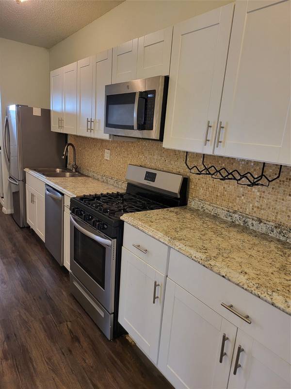 1226 W Gray ST #4, Houston, TX 77019