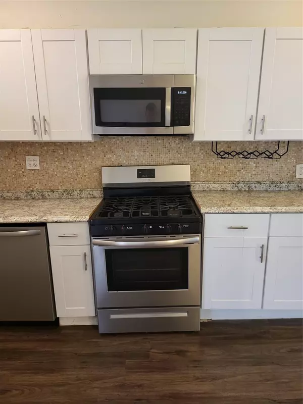 Houston, TX 77019,1226 W Gray ST #4