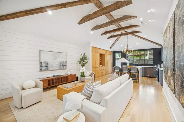 406 Bomar ST, Houston, TX 77006