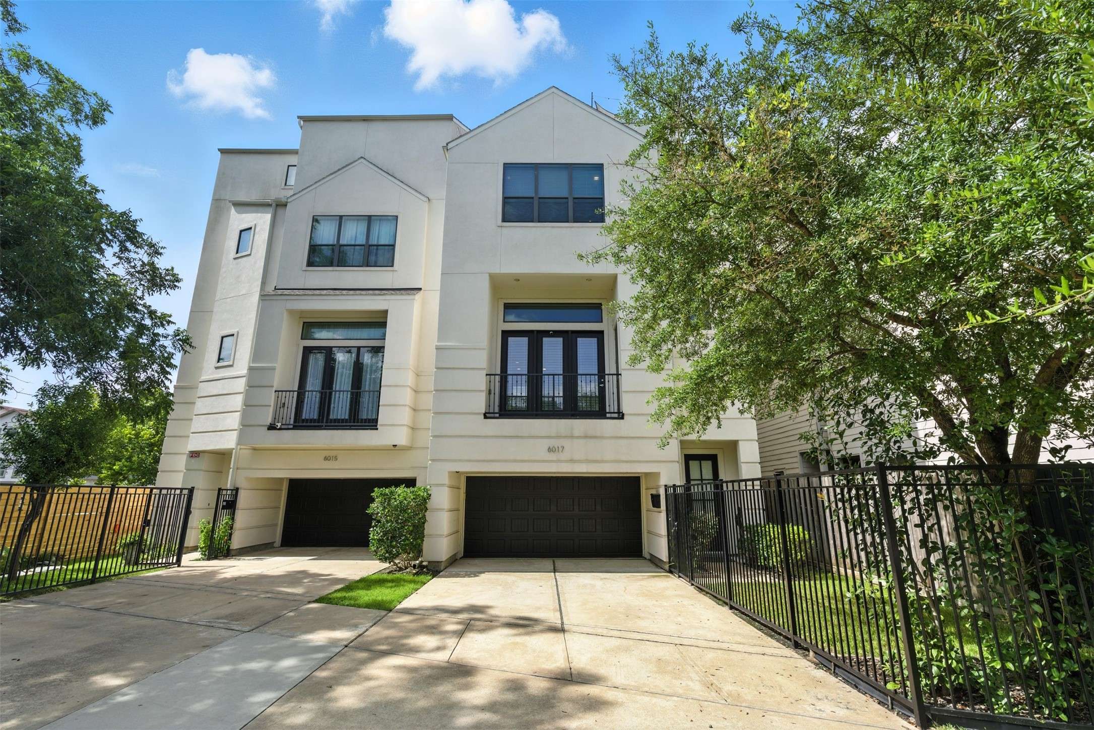 6017 Allen ST, Houston, TX 77007