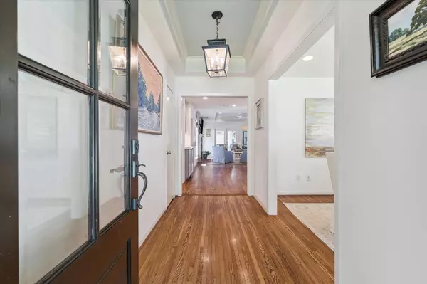 Spring Valley Village, TX 77055,8913 Croes DR