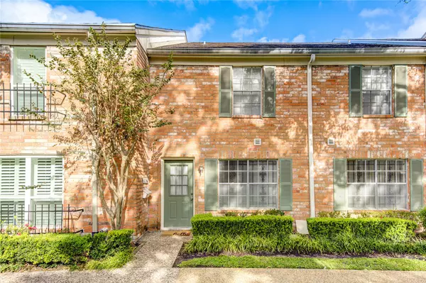10363 Briar Forest DR, Houston, TX 77042