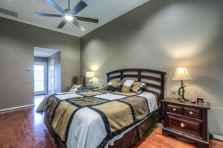 2010 Fairview ST, Houston, TX 77019