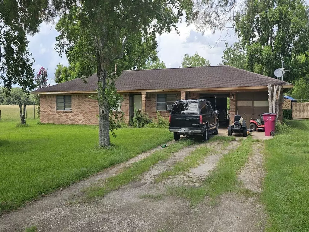 Damon, TX 77430,6623 County Road 4