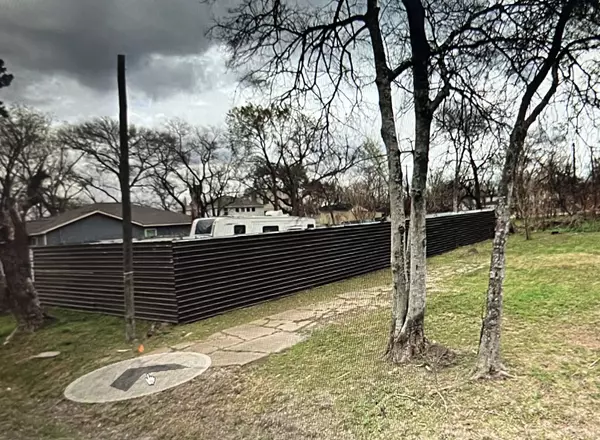 6819 Paris ST,  Houston,  TX 77021