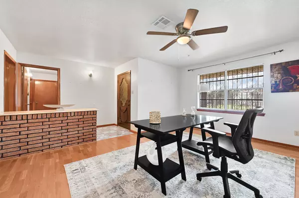 Houston, TX 77011,7007 Avenue F