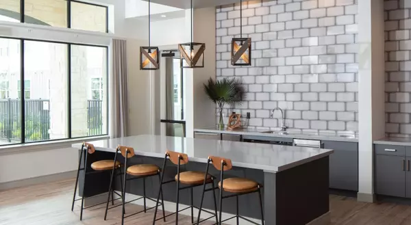 12111 Main ST #2301, Houston, TX 77035