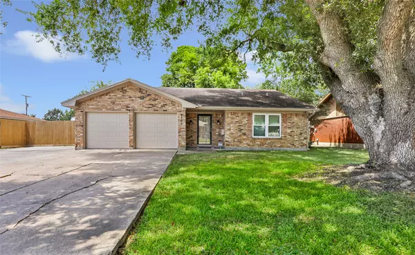 1708 17th AVE N, Texas City, TX 77590