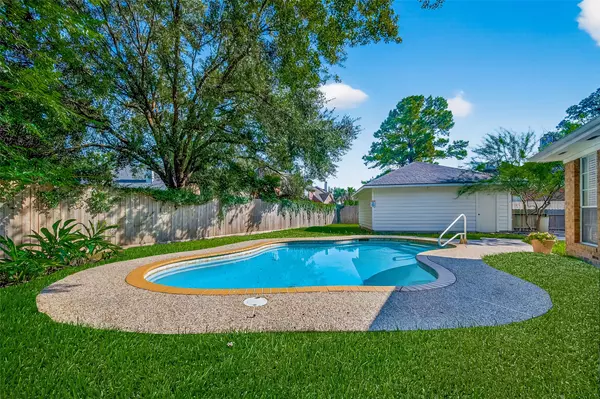 Pearland, TX 77584,2503 Falcon Ridge ST