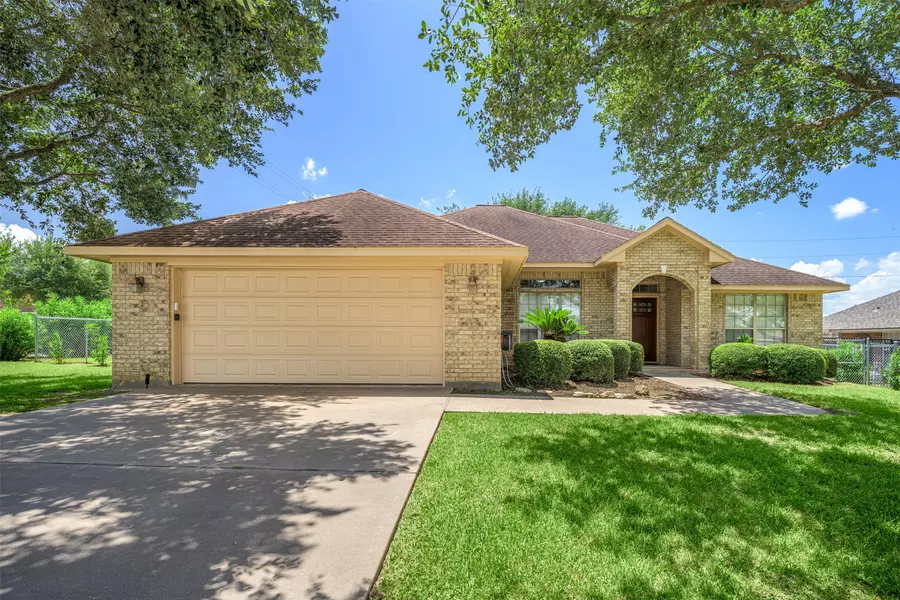 1610 Allison ST, Brenham, TX 77833