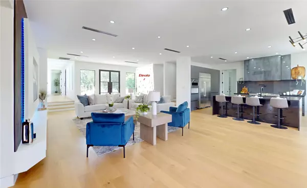 5055 Yarwell DR, Houston, TX 77096